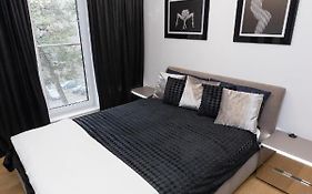 Apartament Business&Living No 73 z prywatnym jacuzzi zewnętrznym -od maja do września- Nad Zalewem w Cedzynie i miejscem parkingowym